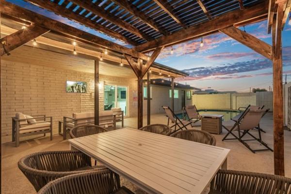 Cozy-Perfect Location-Private Pool-Heat Optional- Spring Training-Gcu Villa Phoenix Buitenkant foto
